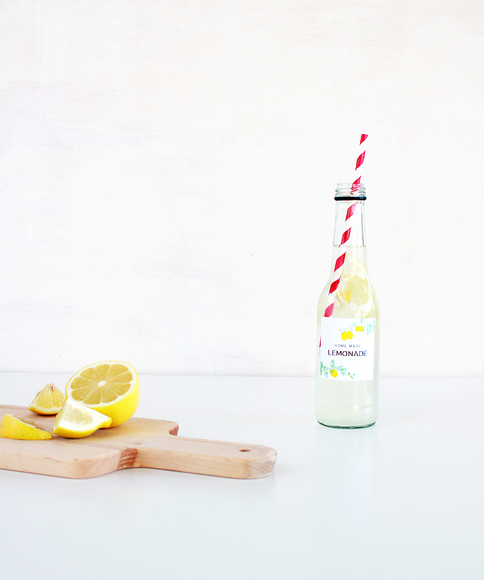 Download these FREE Lemonade Bottle Labels PLUS a recipe for the best home made lemonade!